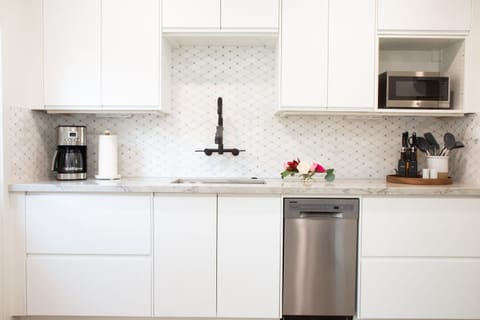 Plenty of space to prepare meals