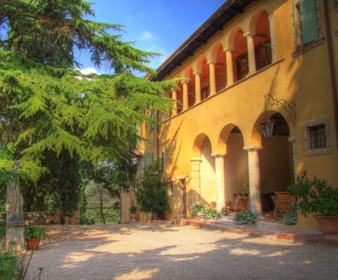 Exterior view of Villa Sogara