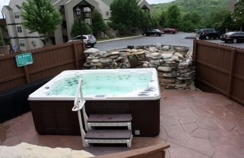 10 person hot tub. Perfect after a long day at SDC or shows.