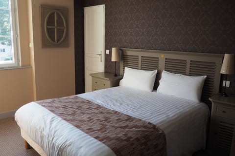 Deluxe Double Room | Individually decorated, desk, soundproofing, free WiFi