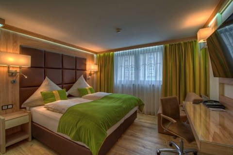 Standard Room, 2 Twin Beds, Accessible (with Two Single SofaBeds) | 1 bedroom, down comforters, minibar, in-room safe