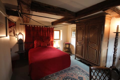 Suite, Ensuite, Garden View (La Pigeonnier) | 1 bedroom, premium bedding, iron/ironing board, free WiFi