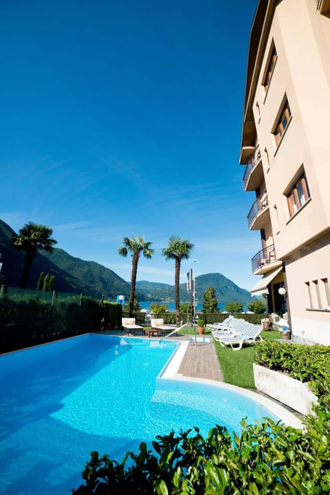 Seasonal outdoor pool, sun loungers