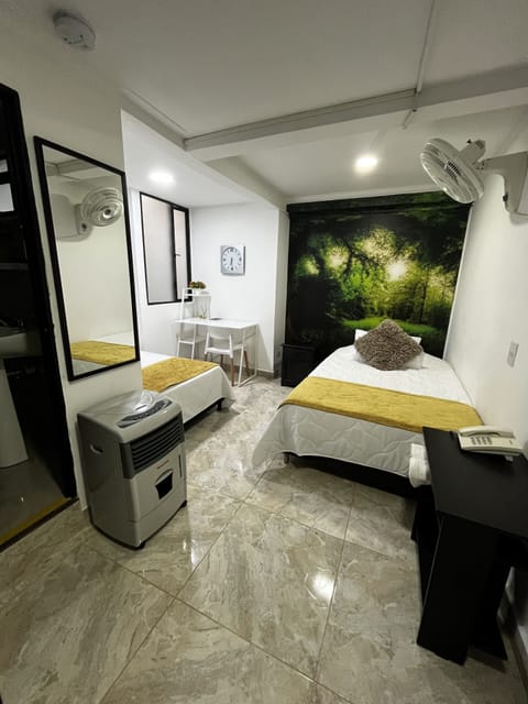 Double Room | Minibar, free WiFi, bed sheets