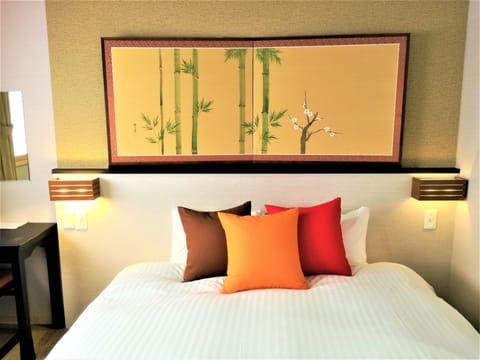 Superior Double Room, Non Smoking | Premium bedding, down comforters, in-room safe, desk