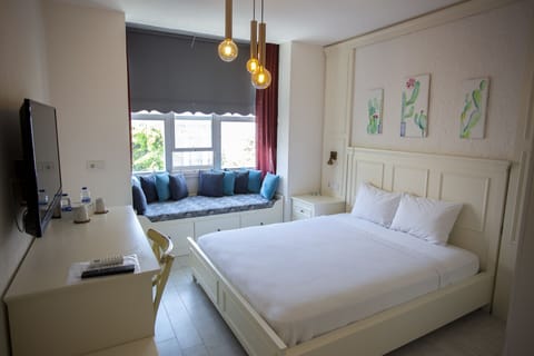 Superior Double Room | In-room safe, free WiFi, bed sheets