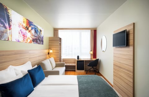 In-room safe, desk, blackout drapes, soundproofing