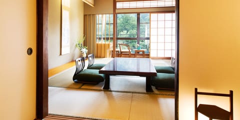 High Floor Japanese-Style Room with Shared bathroom (Hana, without Bath) | Minibar, in-room safe, desk, free WiFi