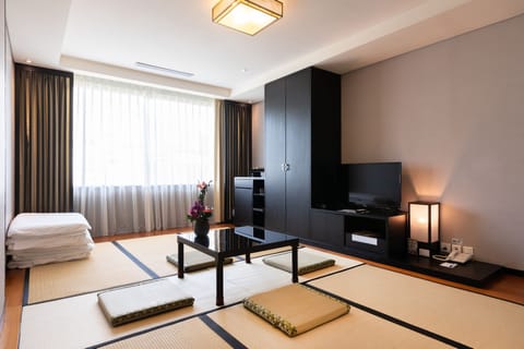 Quadruple Room (Japanese Tatami) | Free minibar, in-room safe, free WiFi