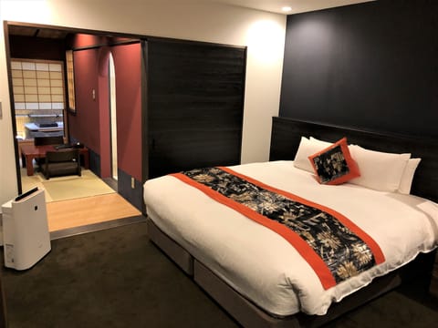 Hakubai | 6 bedrooms, premium bedding, free minibar, in-room safe