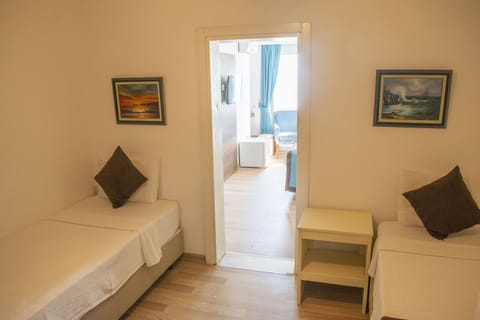 Luxury Suite, 2 Bedrooms, Sea View | Premium bedding, desk, laptop workspace, soundproofing