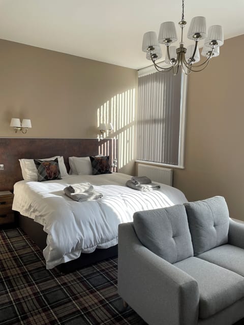 Double Room, Ensuite (Room 17 Second Floor) | Pillowtop beds, individually decorated, individually furnished