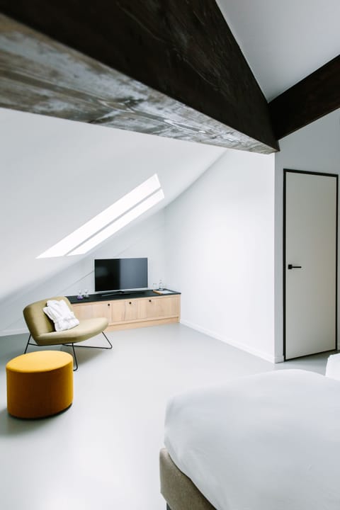 Classic Double or Twin Room | Premium bedding, in-room safe, desk, free WiFi