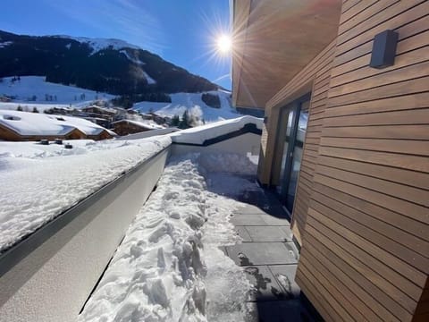 Sundeck