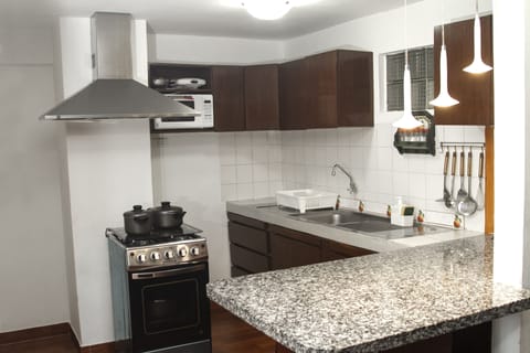 Family Apartment, 2 Bedrooms, Kitchen | Private kitchen