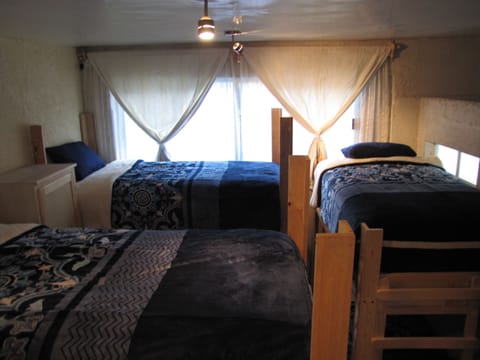 1 bedroom, iron/ironing board, free WiFi