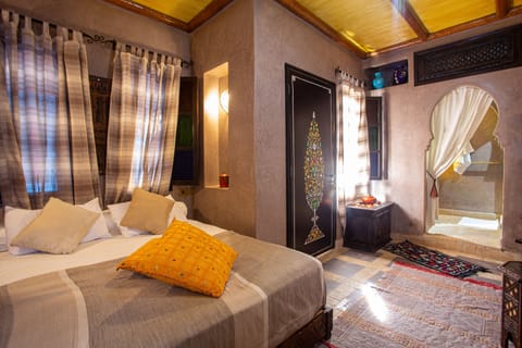 Triple Room, Private Bathroom (Chambre Coriandre) | Premium bedding, in-room safe, individually decorated