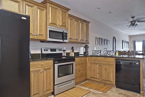 Two Bedroom Condo - Lower Level (Ground) 42 | Private kitchen | Fridge, microwave, oven, stovetop