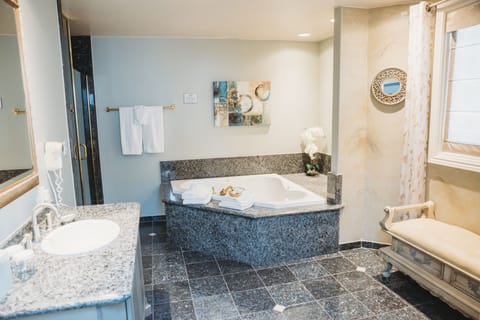 Double Room, Ensuite (Luxury Suites) | Bathroom