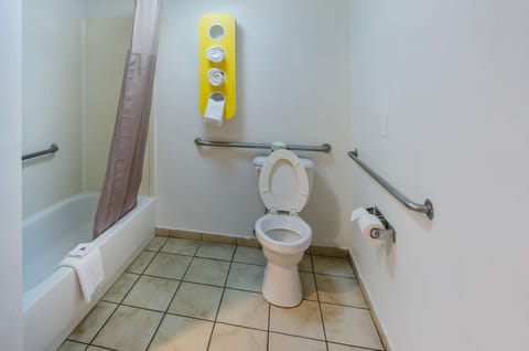 Standard Room, 1 King Bed, Accessible, Non Smoking | Accessible bathroom