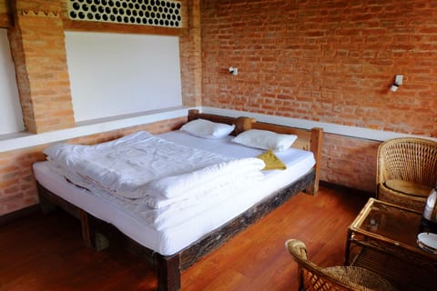 Deluxe Double Room, Private Bathroom, Mountain View | Free WiFi