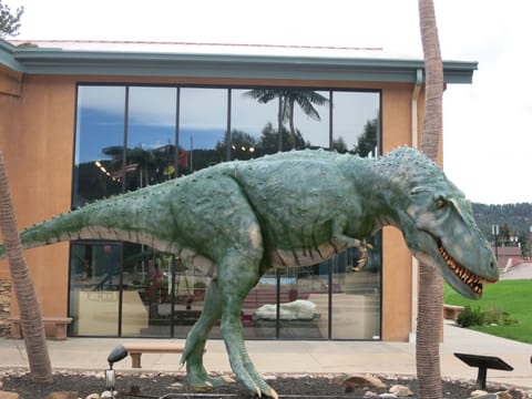 VISIT DINOSAUR RESOURCE CENTER, A GREAT MUSEUM IN WOODLAND PARK