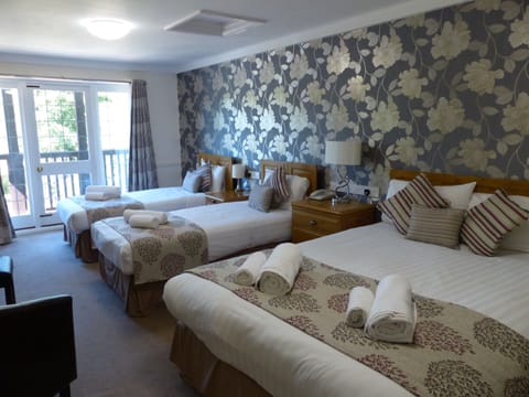 Superior Room, 1 Double Bed | Desk, iron/ironing board, cribs/infant beds, free WiFi