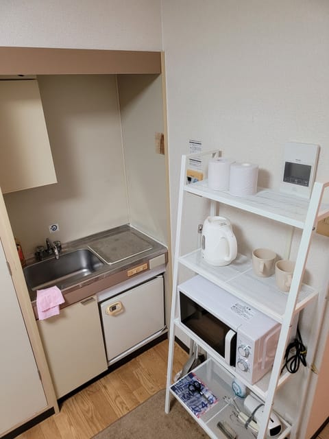 One-Bed Room Apartment  | Private kitchen | Fridge, microwave, electric kettle
