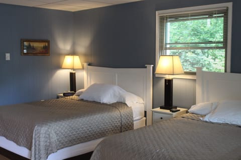 Quadruple Room | Premium bedding, down comforters, iron/ironing board, free WiFi