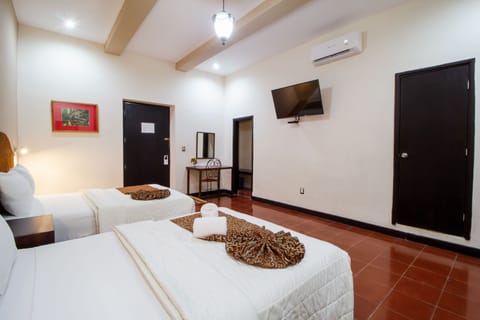 Standard Double Room | Minibar, desk, iron/ironing board, free WiFi