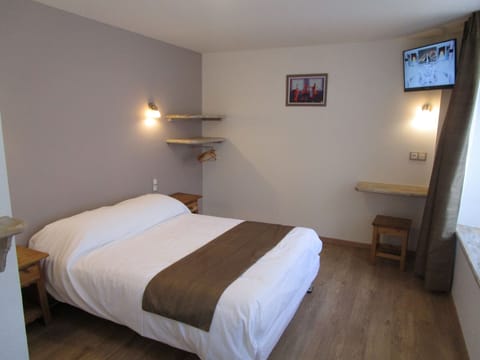 Room (5 persons) | Individually decorated, desk, cribs/infant beds, free WiFi