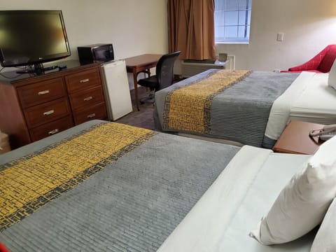 Double Room, 2 Queen Beds, Non Smoking | Desk, laptop workspace, iron/ironing board, free WiFi