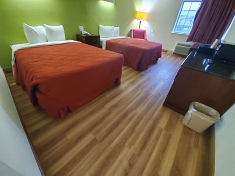 Double Room, 2 Queen Beds, Non Smoking | Iron/ironing board, free WiFi, bed sheets