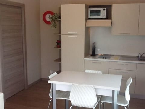 Studio | In-room dining