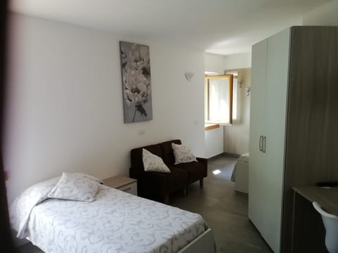 Double or Twin Room | Desk, soundproofing, free WiFi