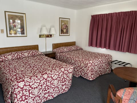 Room, 2 Double Beds | Individually decorated, free WiFi, bed sheets
