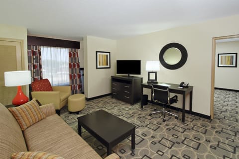 Suite, 1 King Bed | Pillowtop beds, in-room safe, desk, blackout drapes