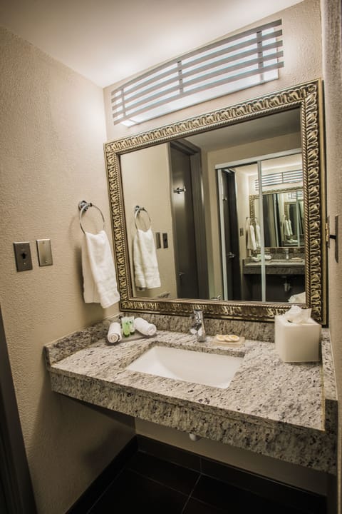 Standard Room, 2 Queen Beds | Bathroom | Combined shower/tub, free toiletries, hair dryer, towels