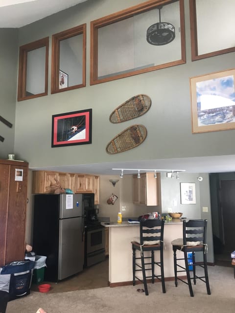 Spacious living room