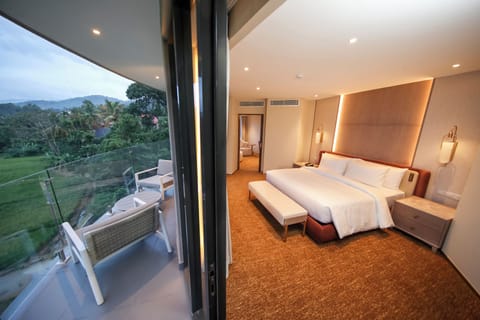 Executive Suite | Balcony