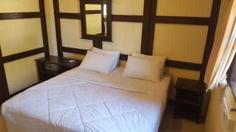 Comfort Twin Room, 2 Twin Beds | In-room safe, free WiFi, bed sheets