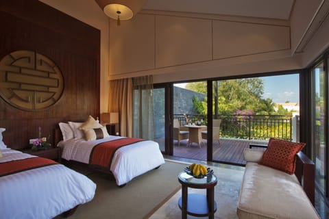 Luhuitou Two Bedroom Pool Villa | Premium bedding, Select Comfort beds, minibar, in-room safe