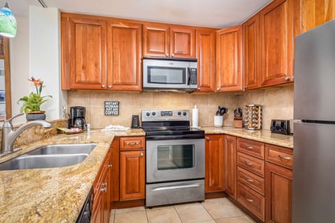 Room, 2 Bedrooms, 2 Bathrooms, Oceanfront | Private kitchenette | Full-size fridge, microwave, oven, stovetop