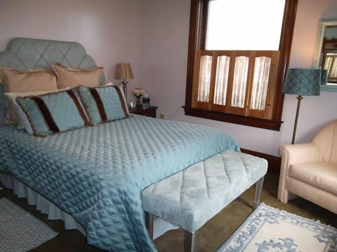 Main Street Suite | 2 bedrooms, Frette Italian sheets, premium bedding, Tempur-Pedic beds
