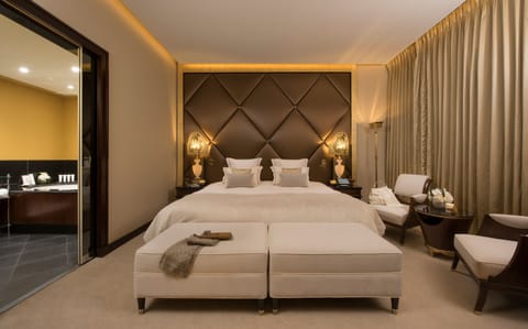 Grand Suite (Prestige, Champs Elysees) | Premium bedding, down comforters, Select Comfort beds, free minibar