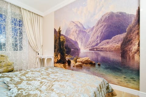 Luxury One bedroom on Leningradskaya | Premium bedding, soundproofing, iron/ironing board, free WiFi