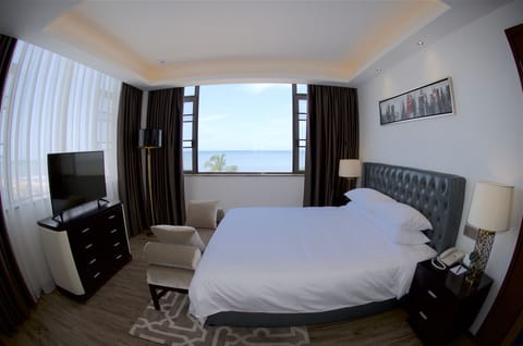 Deluxe Suite, Sea View | View from room