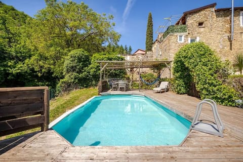 Pool - it's an above ground pool, not tiled, with decking all around. 