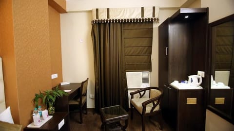 Superior Room | Minibar, soundproofing, iron/ironing board, free WiFi