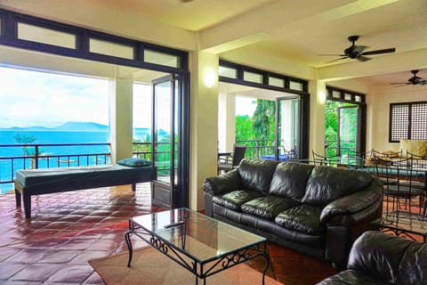 Premium Villa, 3 Bedrooms, Sea View | Living area